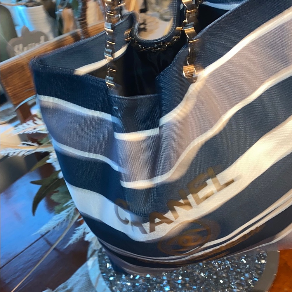 Luxury Navy and Gold Women's Tote Bag - Picture 6 of 7